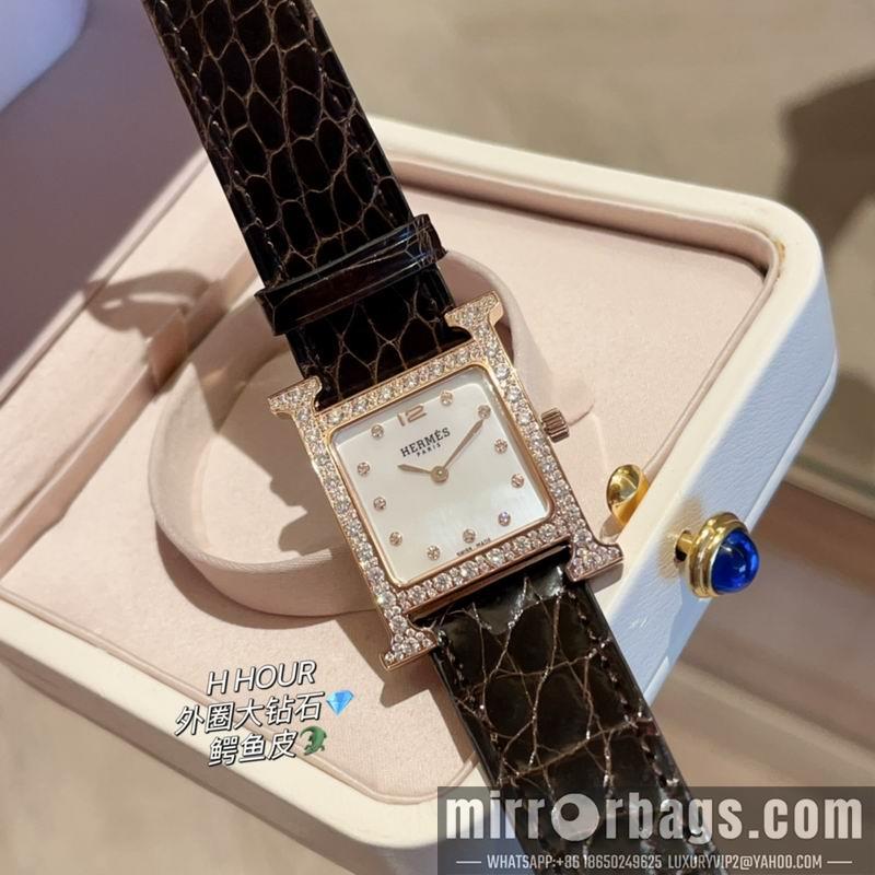 Hermes 26X26mm 022359