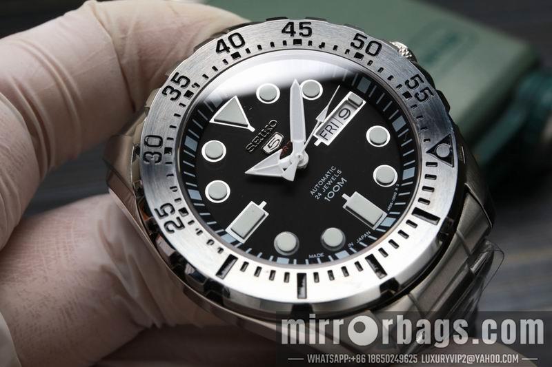 Seiko 43.3X13mm 050218