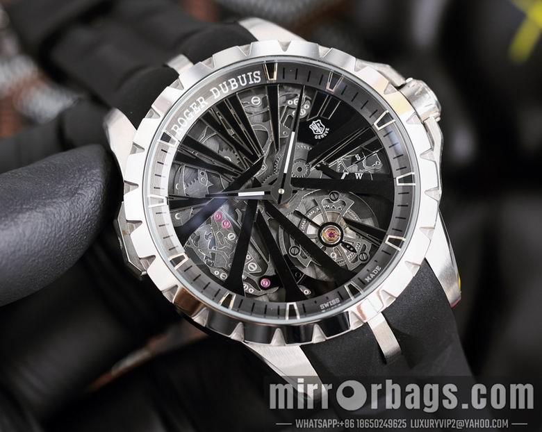 Roger Dubuis 46mm M13