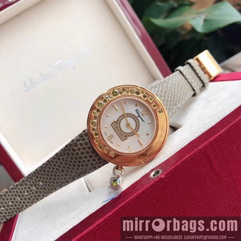 Ferragamo 37mm 032437