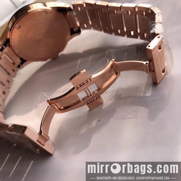 Versace men 42mm M06