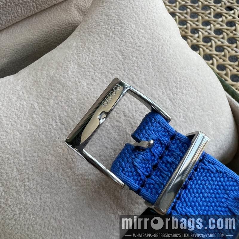 Gucci watch 080637