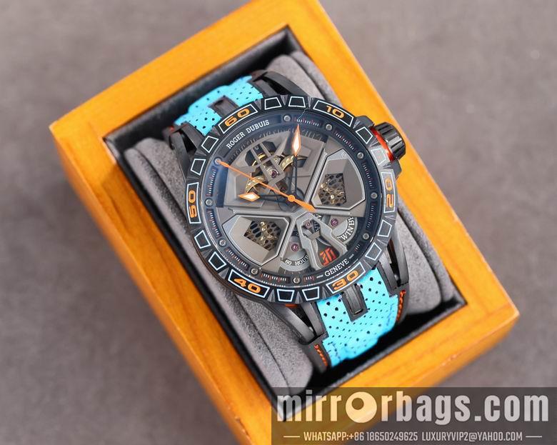 Roger Dubuis men 46mm M11