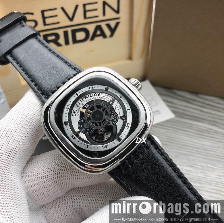 Seven Friday 47x47mm 2nms16