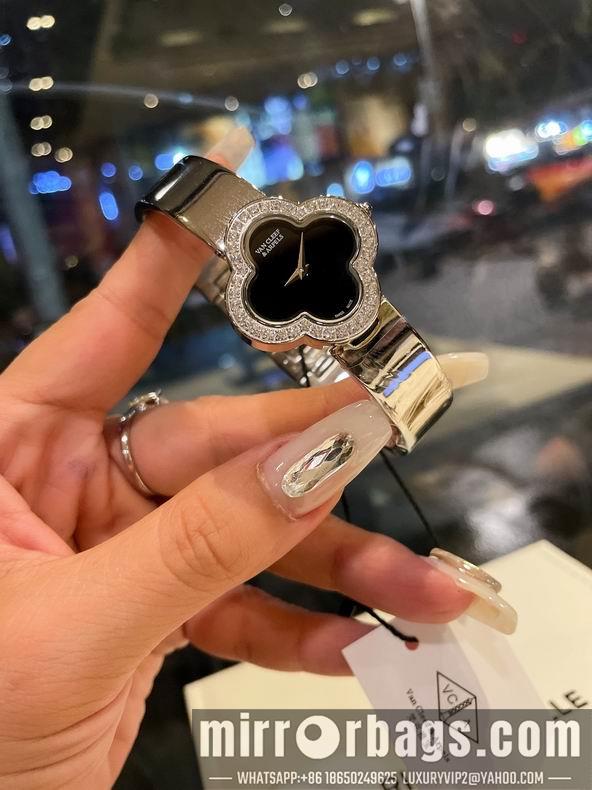 Van Cleef & Arpels watch 090931