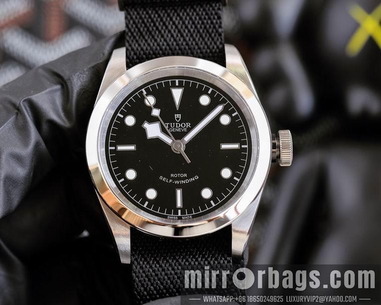 Tudor men 41mm M04