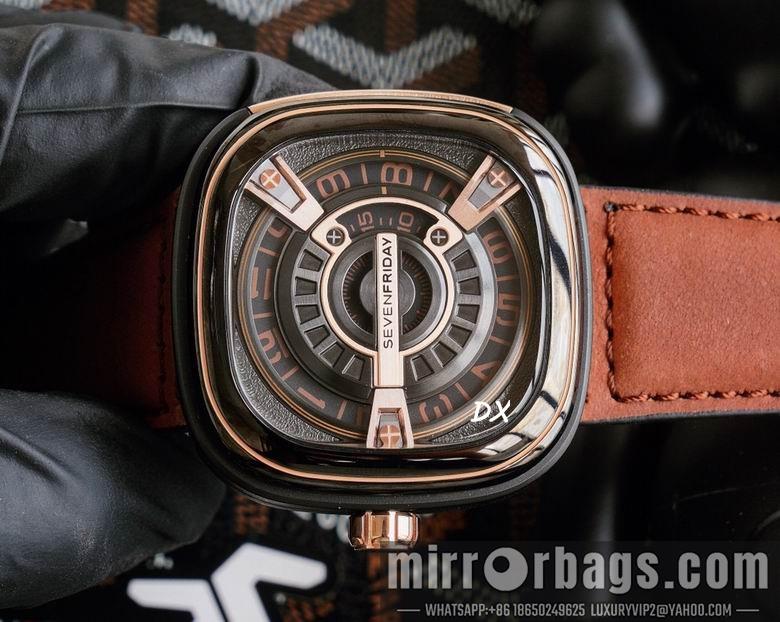 Seven Friday 47x47mm 2nms15