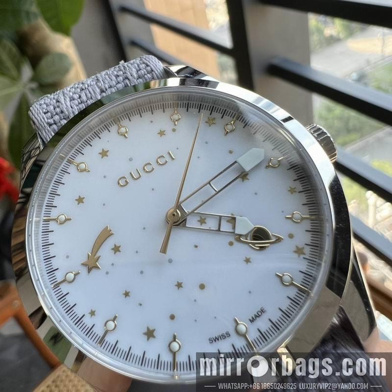 Gucci watch 080637