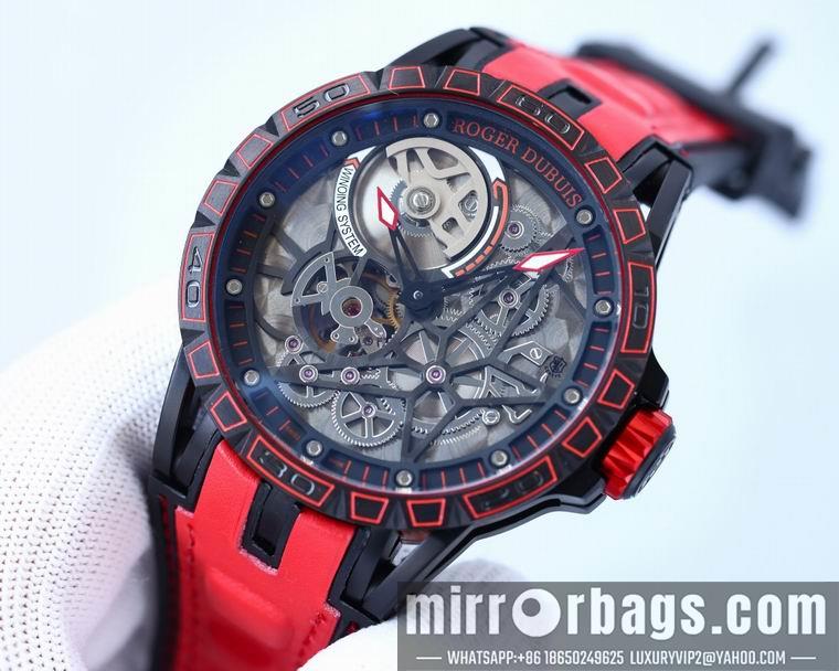 Roger Dubuis men 45mm M10