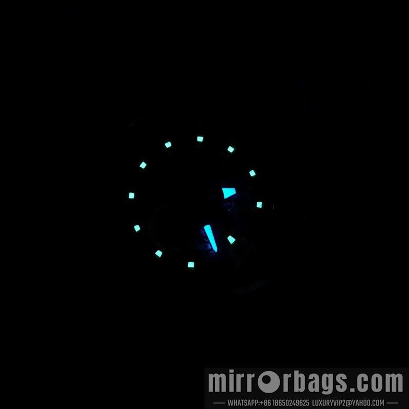 Seven Friday 47.6X47mm 0321111