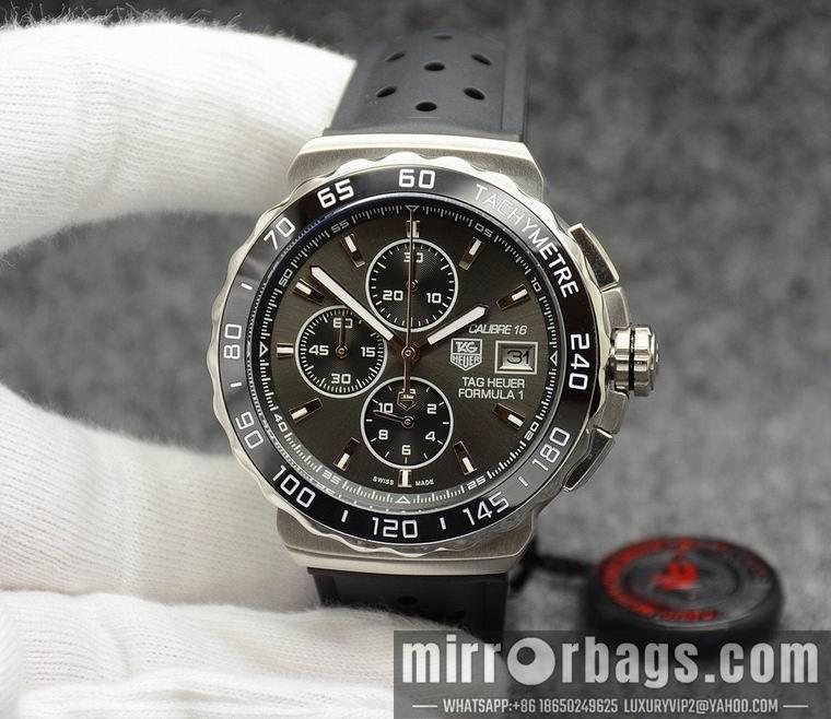 Tag heuer men watch M04