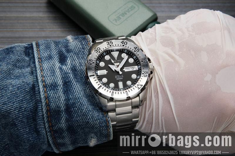 Seiko 43.3X13mm 050218