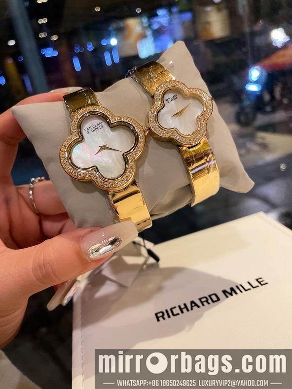 Van Cleef & Arpels watch 090931
