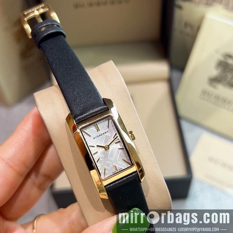 Burberry 19X30mm 060320