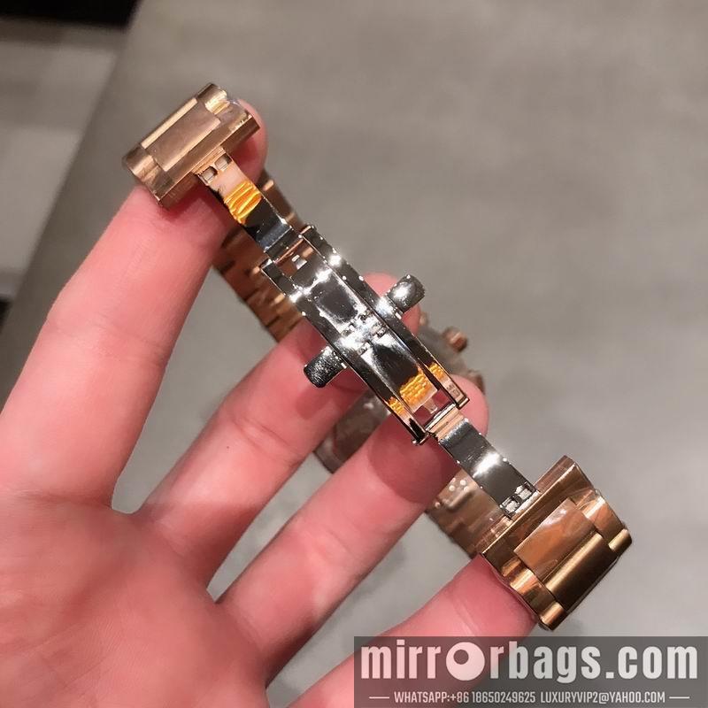 LV watch 121832