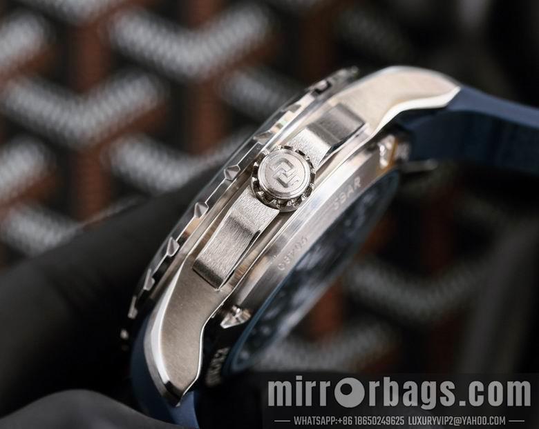 Roger Dubuis 46mm M13