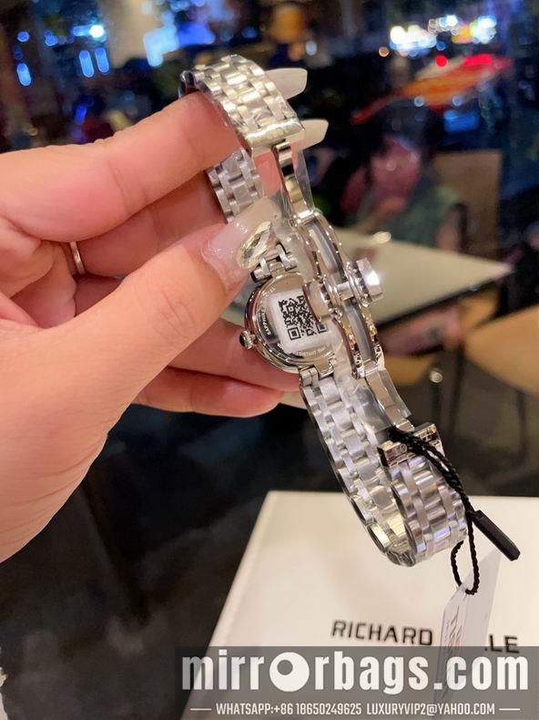 Tissot women 26mm 101641