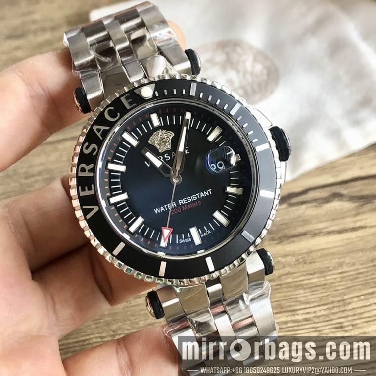 Versace men 46mm M03