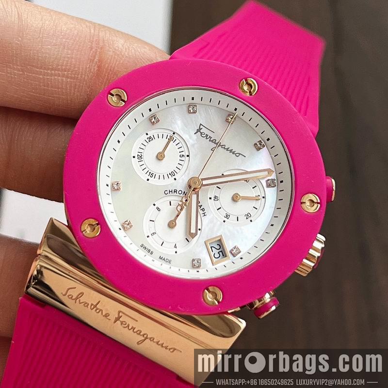 Ferragamo 40mm 080648