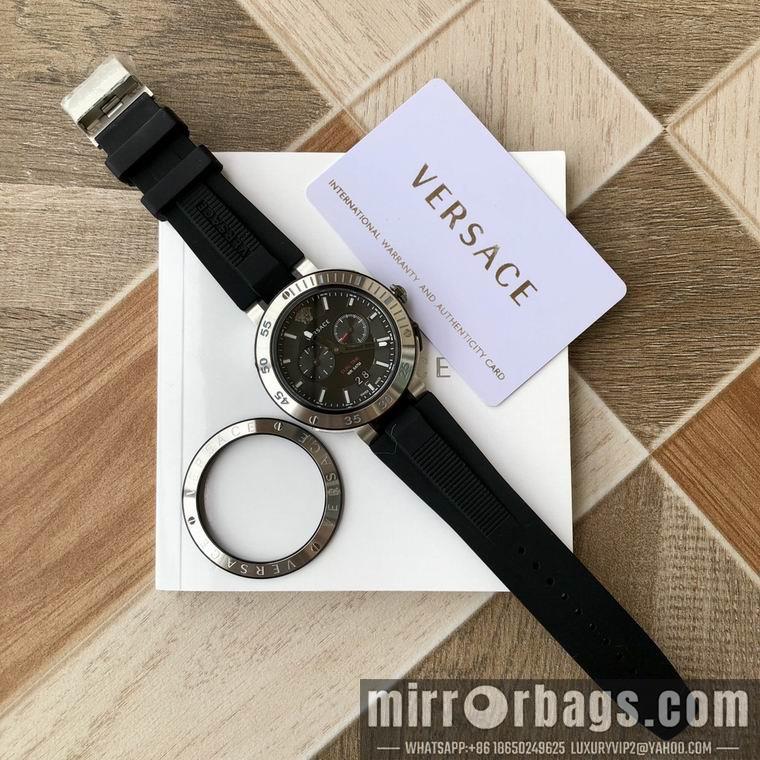 Versace men 44mm M05