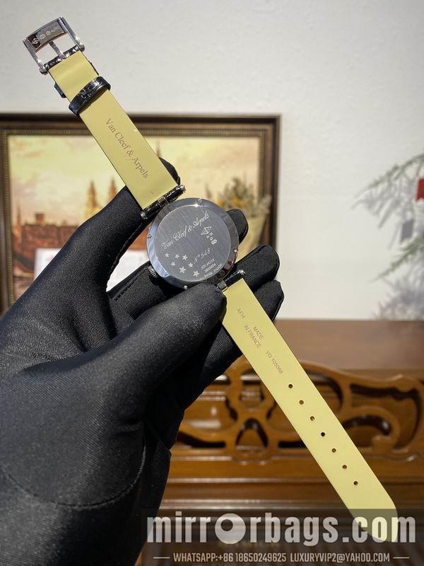 Van Cleef & Arpels 38mm 121238