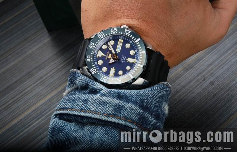 Seiko 43.3X13mm 072803