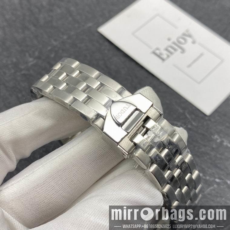 Tudor men 40mm M07
