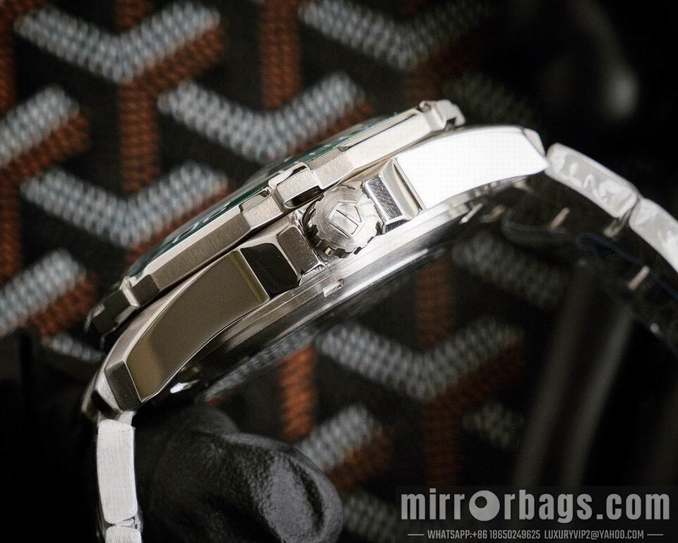TAG Heuer watch 111001