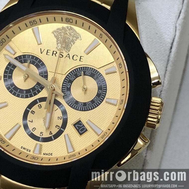 Versace men 42mm M06