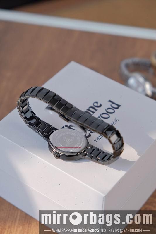 Vivienne Westwood 28X32mm 041620