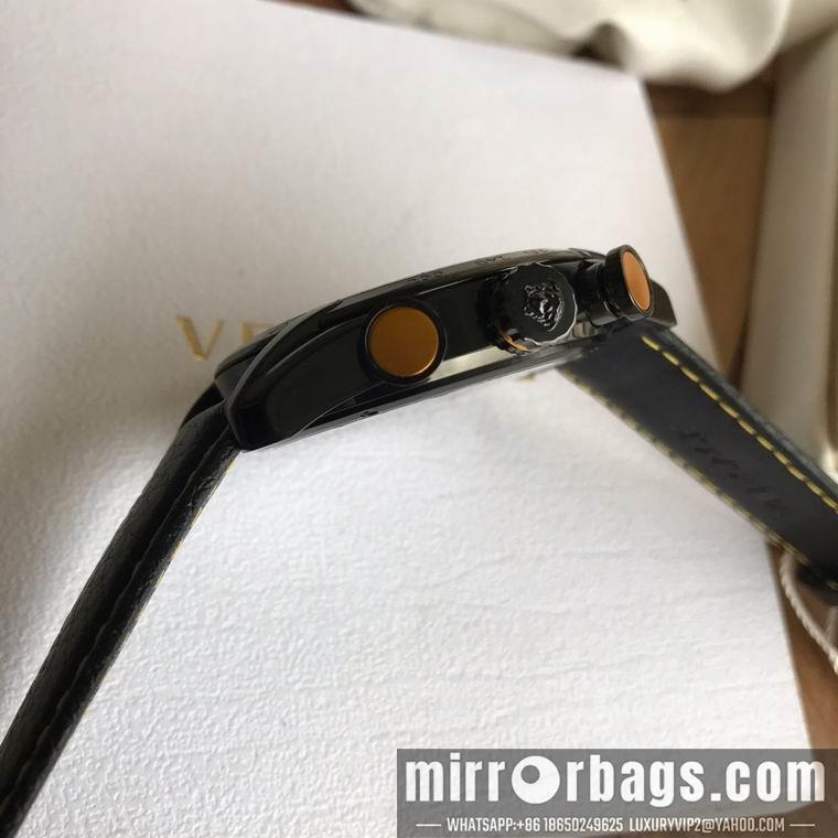 Versace men 43mm M02