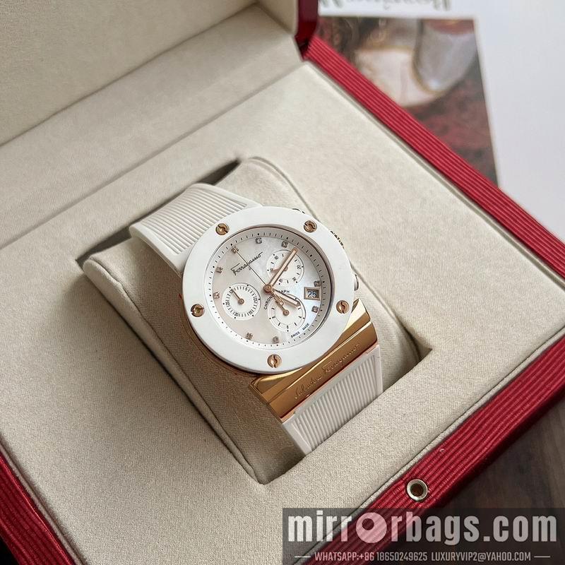 Ferragamo 40mm 080648