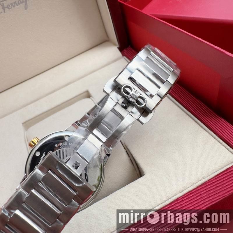 Ferragamo 43mm 090924