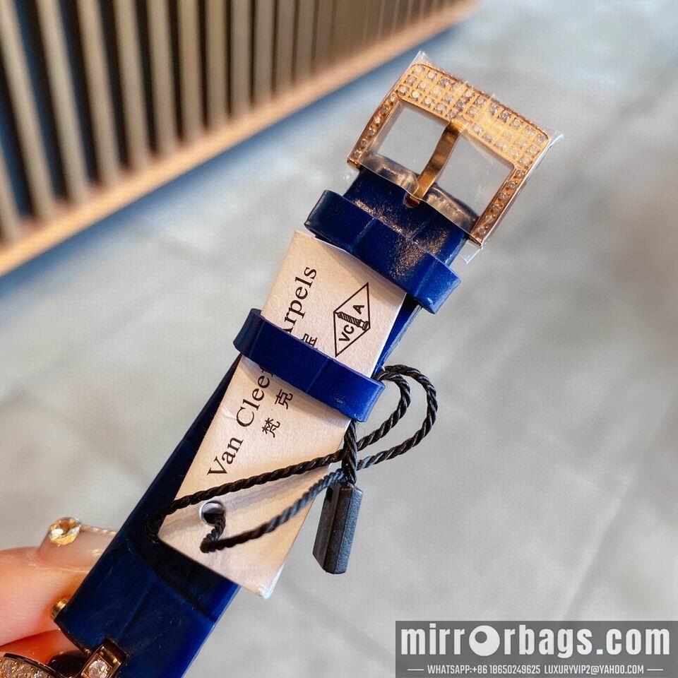 Van Cleef Arpels watch 02