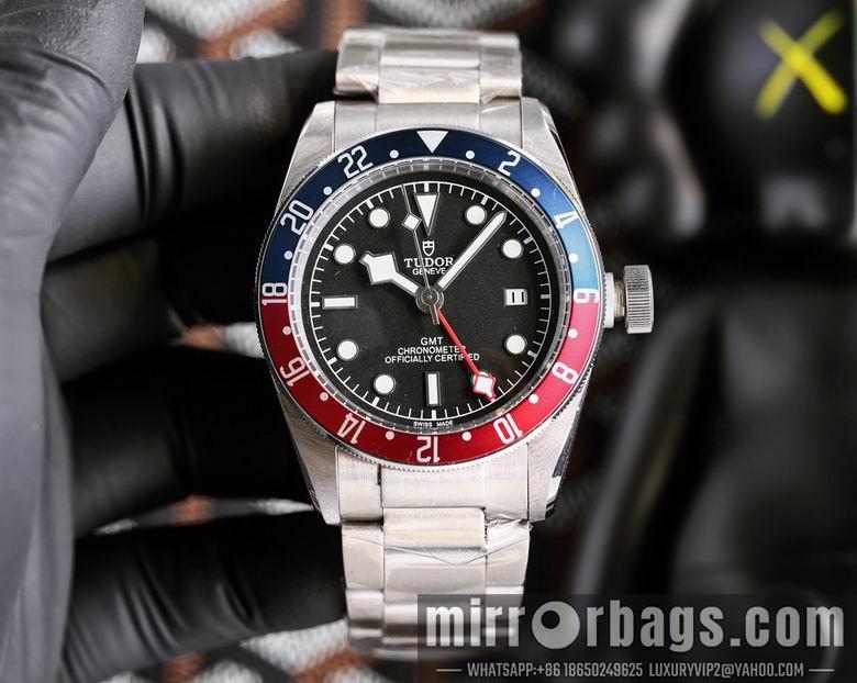 Tudor men 42mm M12