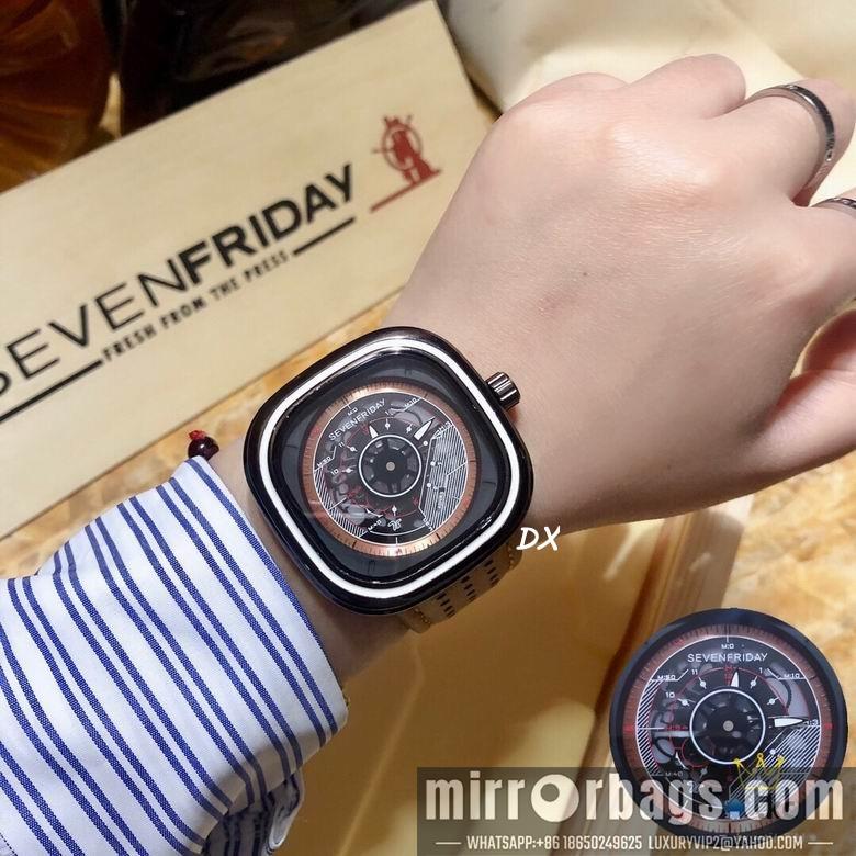 Seven Friday 47x47mm 2nms19