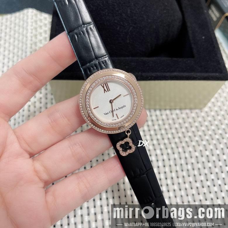 Van Cleef & Arpels 32x8mm 11nms27
