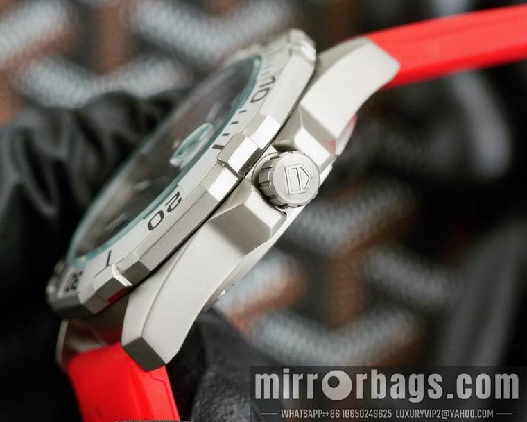 TAG Heuer men 40mm M02