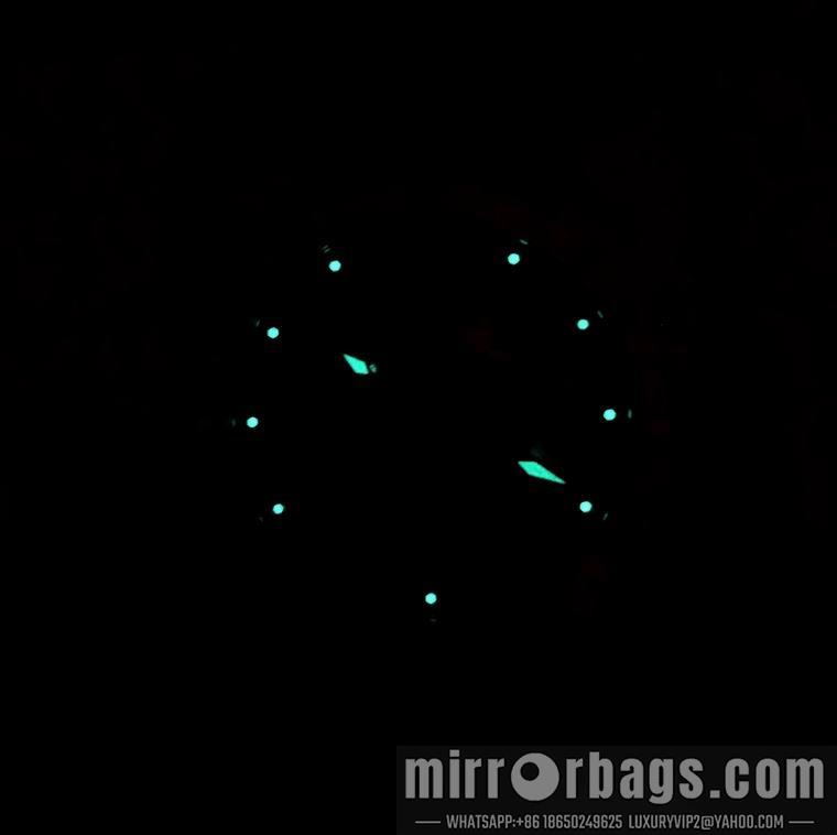 Roger Dubuis men 47X13mm M02