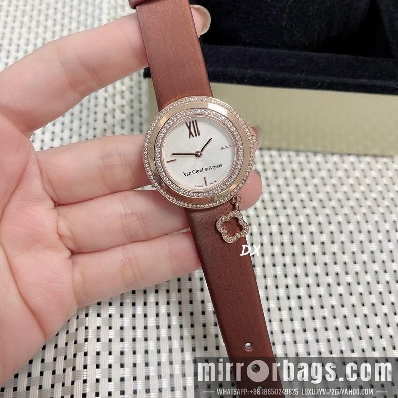 Van Cleef & Arpels 32x8mm 11nms27