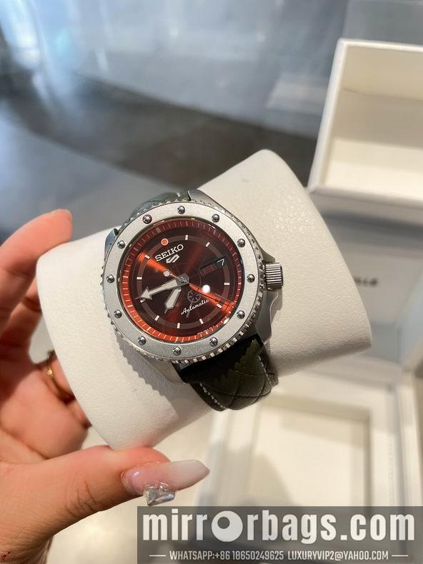 Seiko watch 42.5X13.4mm 071741