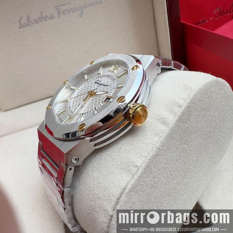 Ferragamo 43mm 090924