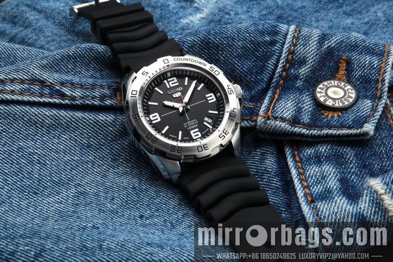 Seiko men 43.3X13mm 092102