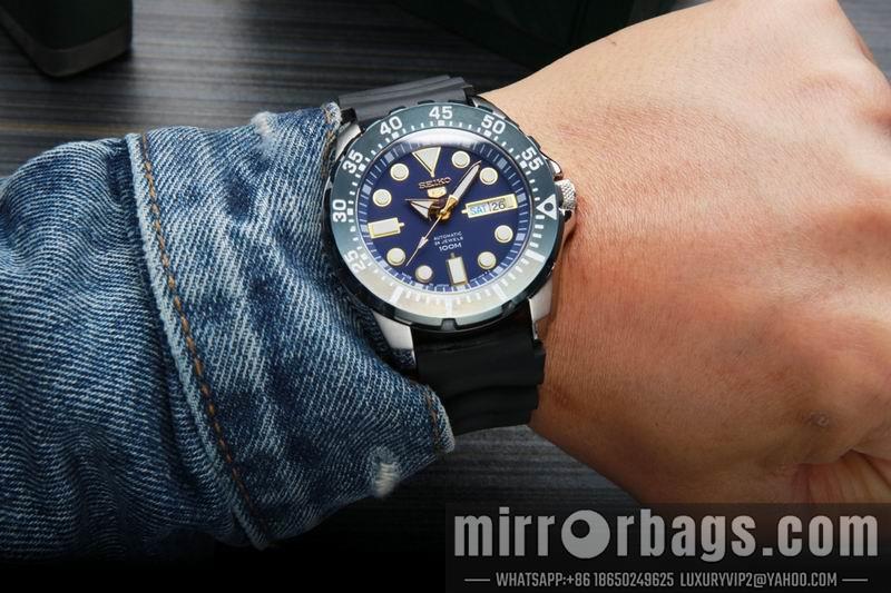 Seiko 43.3X13mm 072803