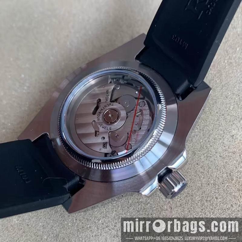 Seiko watch 051121