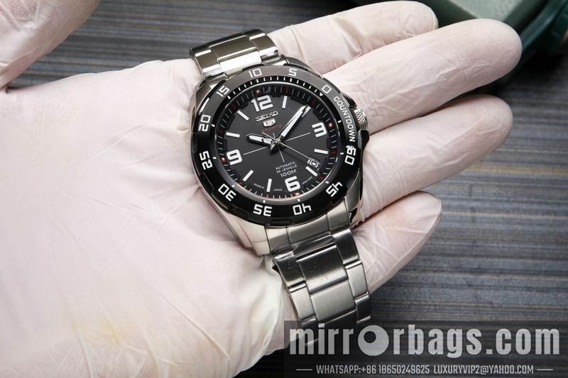 Seiko 43.3X13mm 031756