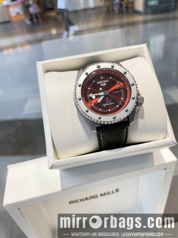 Seiko watch 42.5X13.4mm 071741