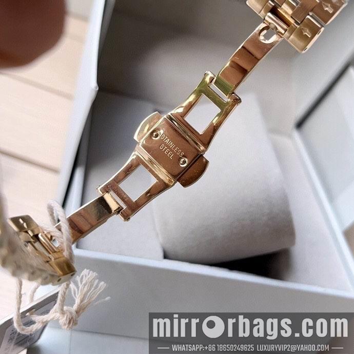 Vivienne Westwood 39mm 121816