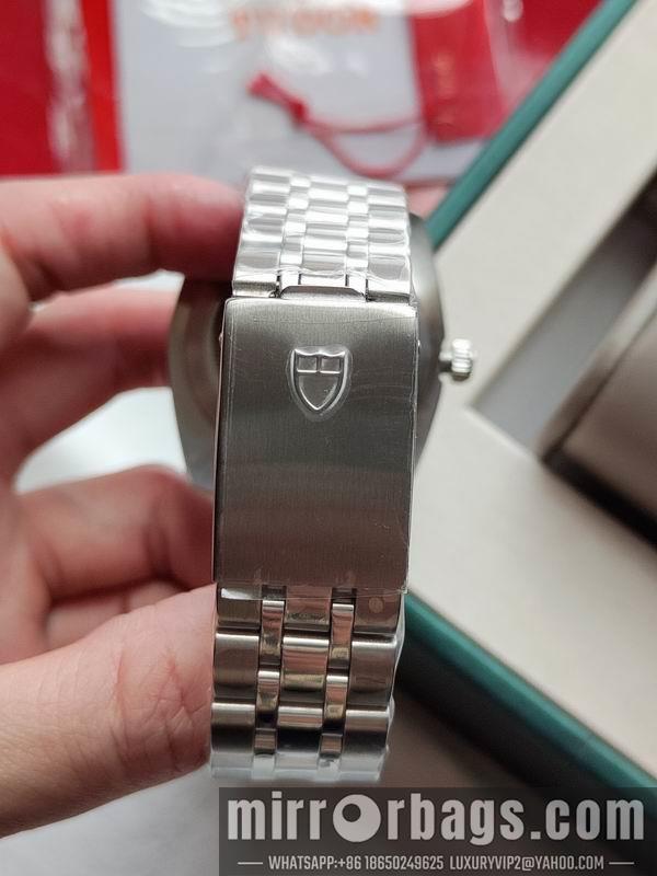Tudor watch 072433