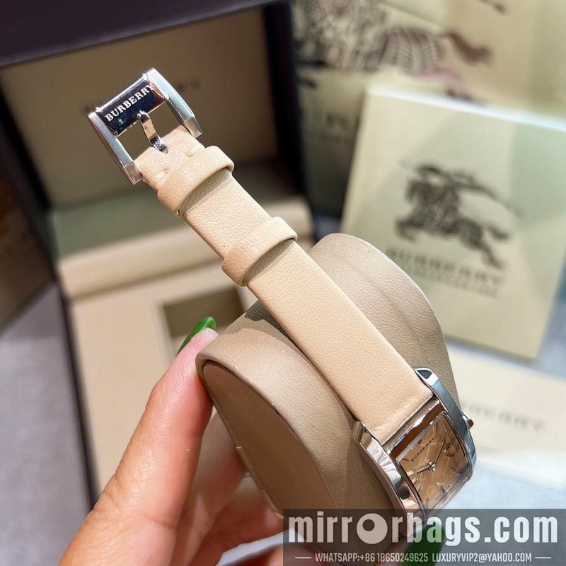 Burberry 19X30mm 060319